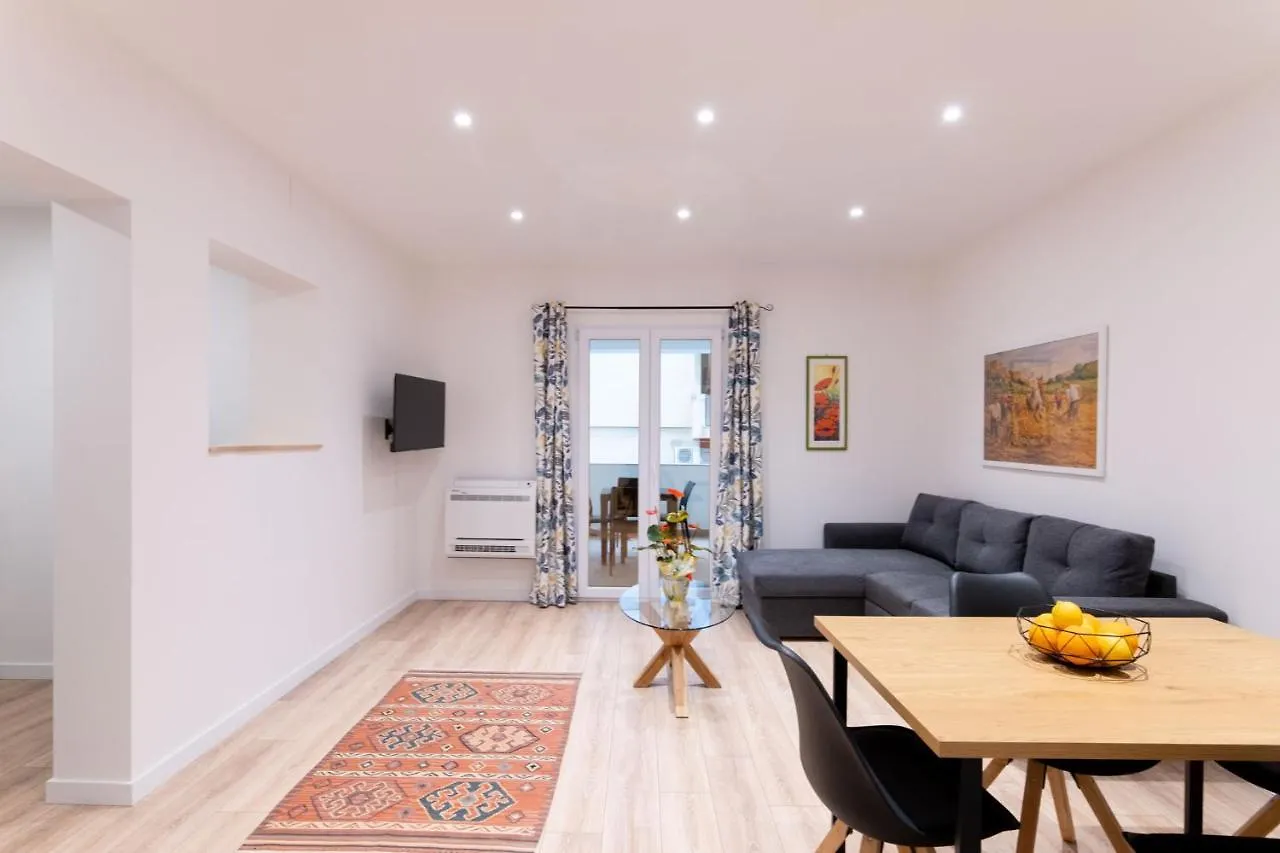 Sarale Apartments Palermo Italien